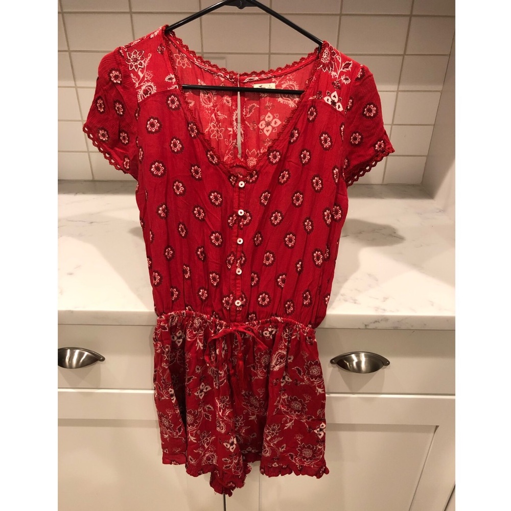 Hollister floral romper! Size small!